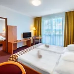 Hunguest Pelion Szálloda 3*