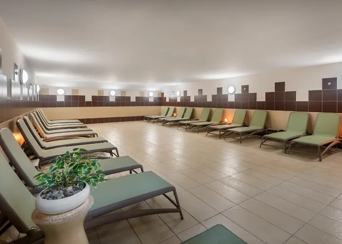 ホテル Hunguest Pelion 3*