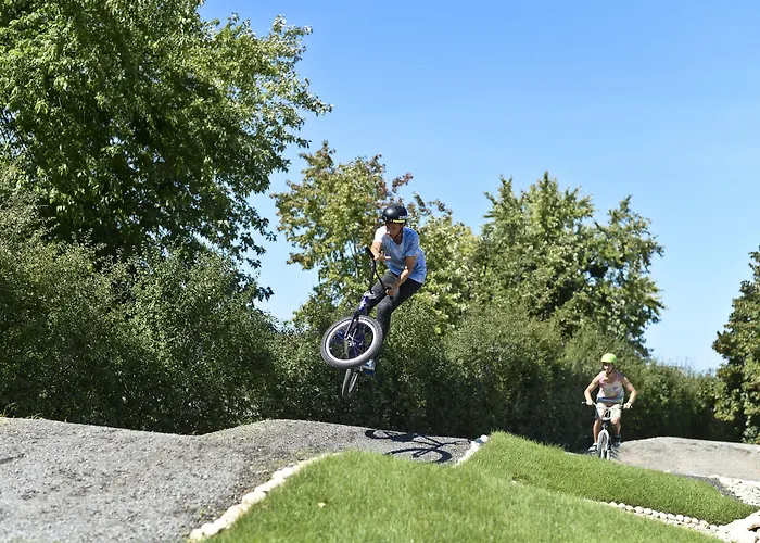 Hunguest Pelion タポルツァ