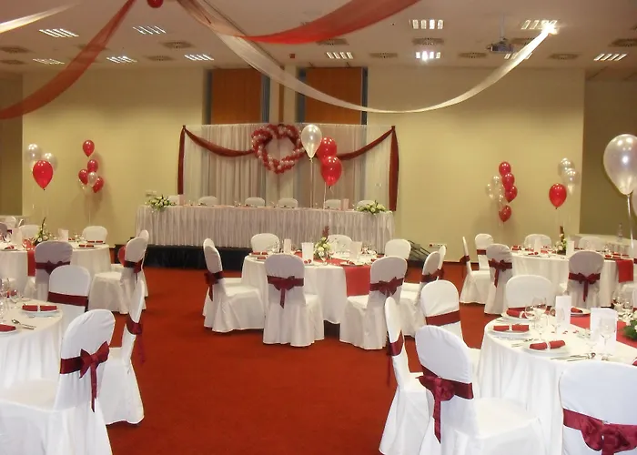 Hunguest Pelion 3* タポルツァ